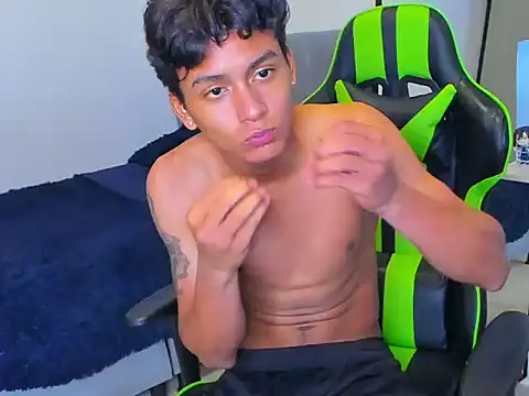 PaulTallx Webcam Show