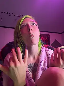 alicewonder09: онлайн-секс-чат