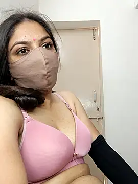 Show modela _desigori na web-kameri