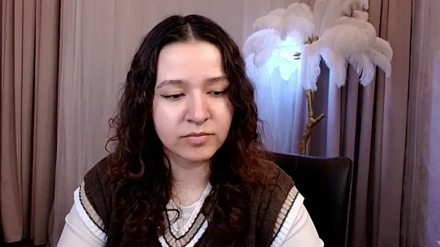 Chat XXX Live _M1ra_