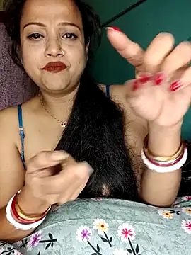 دردشة hornypiu697 الجنسية المباشرة