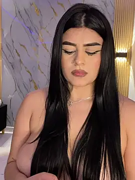 Kariina__69 即時 XXX 聊天