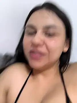 Chat XXX en directo de Daniela-rosee