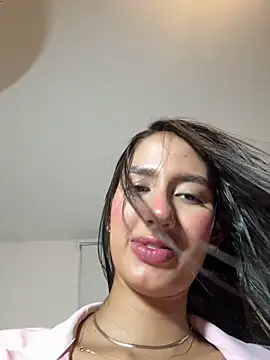 Chat +18 de Julieta_Duque ao vivo