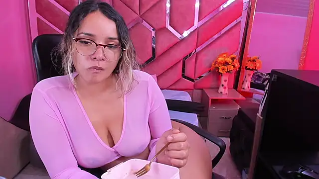 Olivia_Fox69's Live XXX Chat