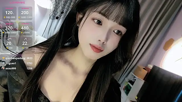 sansan-666 Webcam Show