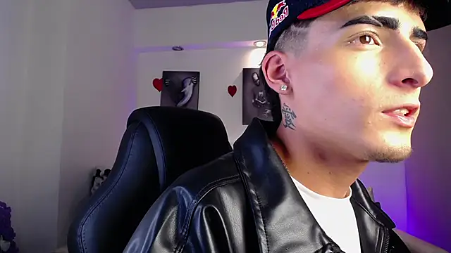 Chat +18 de MateoMitchell ao vivo