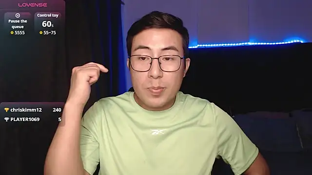 andrewmhilton_ 网络视讯表演