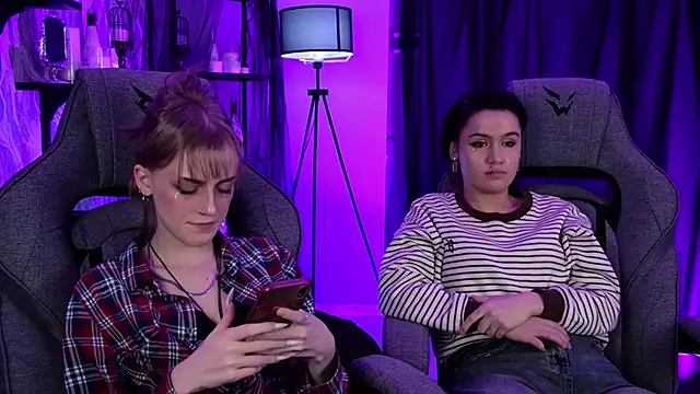 KiraMontoya's Live XXX Chat