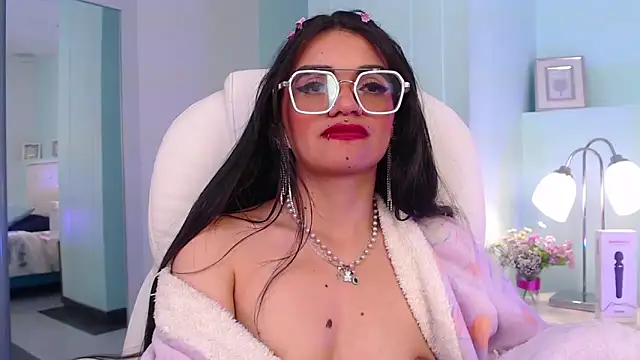 Chatroom XXX en direct de Emerald_gh