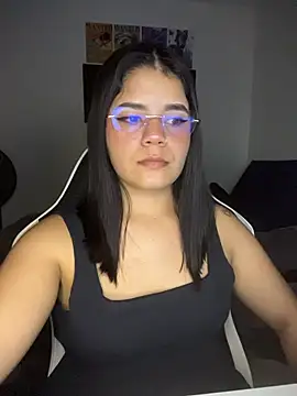 2Angela_ Live XXX-chat