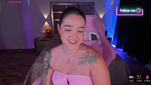 lunaarose Chat XXX live