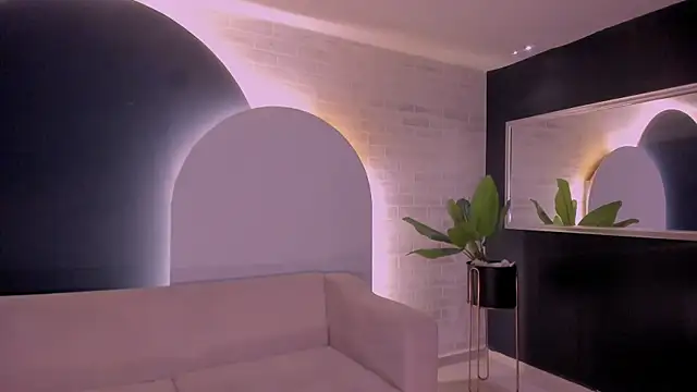 Онлайн чат XXX SussyBellX