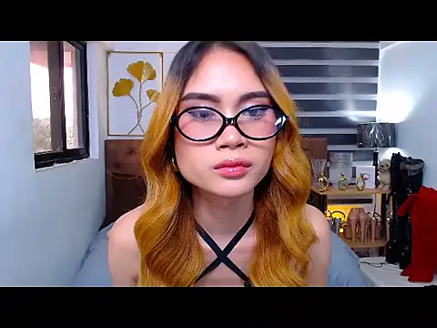JuicyCockThea Live XXX-Chat