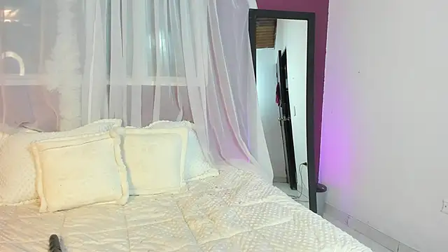 دردشة Nicole_Brown1126 الجنسية المباشرة