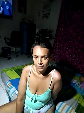 Miacurvi Live XXX Chat