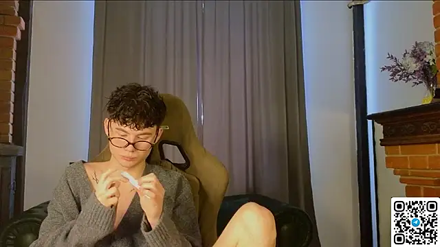 Cute_Mike Live XXX-Chat