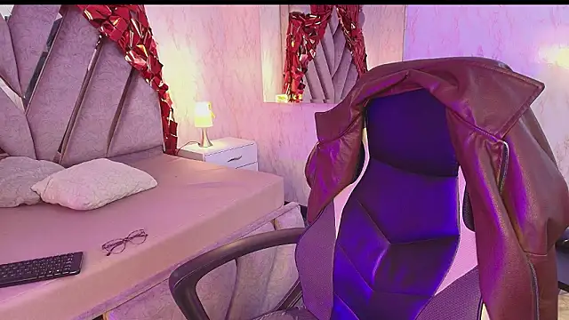 Živý XXX chat redd_pandaa