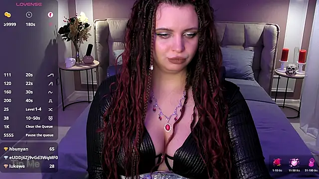 Miss_Maya_Mils 即時 XXX 聊天