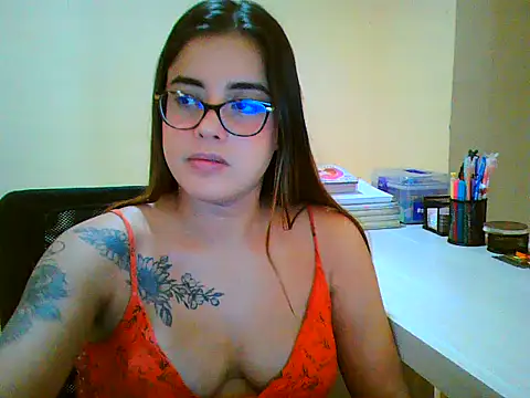 maliamiller's Live XXX Chat