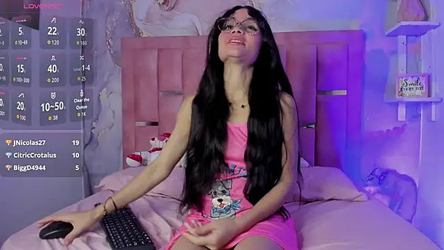 Isis_Blaze – Live XXX-chat