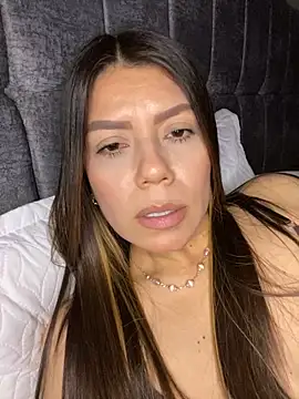 martina_contreras 即時 XXX 聊天