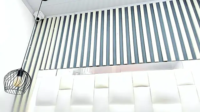 camila__herrera 即時 XXX 聊天