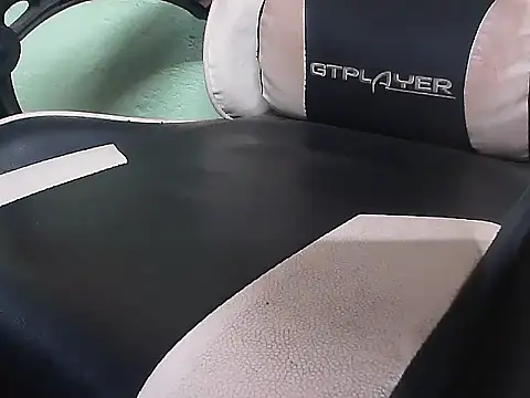 Živý XXX chat localboybbsr