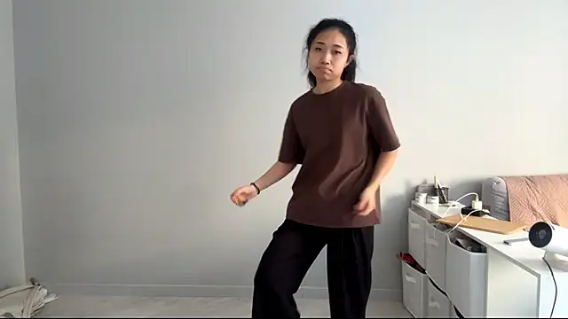 SweetMiaXO élő XXX-chatje