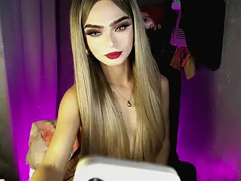 ursweet_lexi Show in webcam