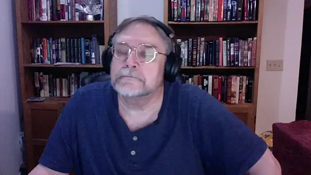 Vinyl22@xh: διαδικτυακό σόου στην κάμερα