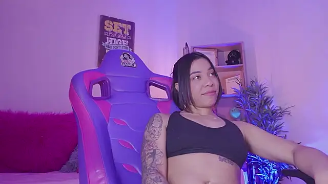 Czat XXX na żywo – madelyn_rose_