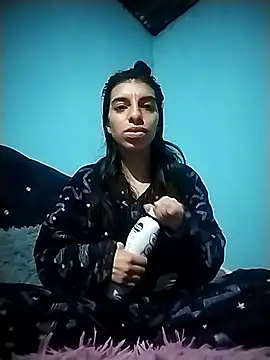 Ariell_Kieran 即時 XXX 聊天