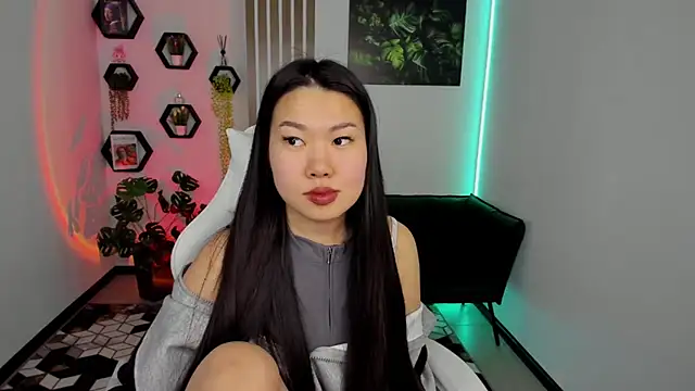 LunaPurrr live XXX chat