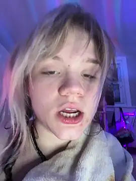 Cutiepiespanks 即時 XXX 聊天