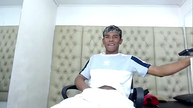 TonnyMarckn Live XXX chat