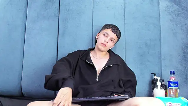 Megan_Thompson_'s Live XXX Chat