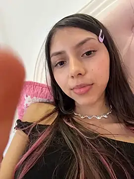 دردشة MissBecka_ الجنسية المباشرة