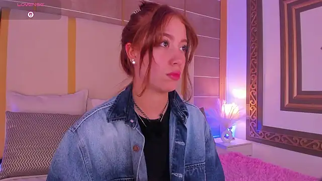 AbigailCarter Adlı Modelin Canlı XXX Sohbeti