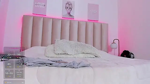 Miacorner_: онлайн-секс-чат