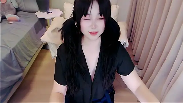 yoyoyo_99's Live XXX Chat