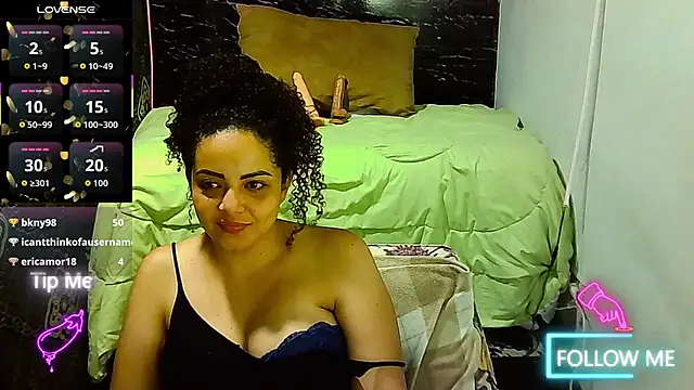 _naughty_milf Live XXX Chat