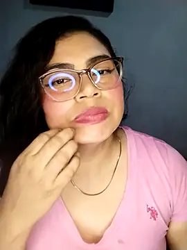 Diamily live XXX chat