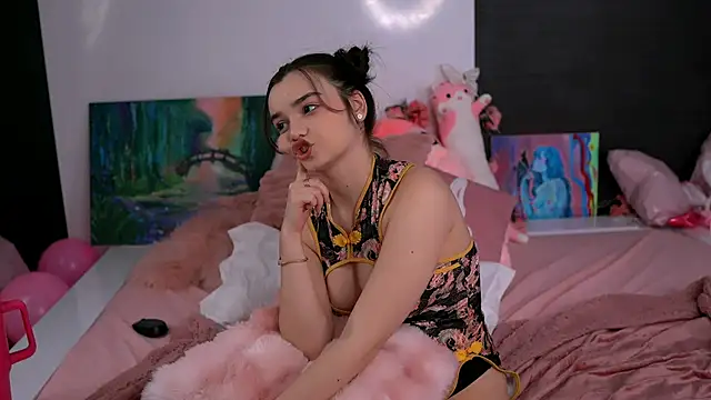 YunaaHarunon Live XXX chat