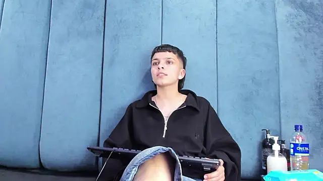 Megan_Thompson_'s Live XXX Chat