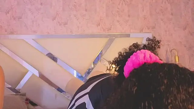 Benny_and_Mark Chat XXX in diretta