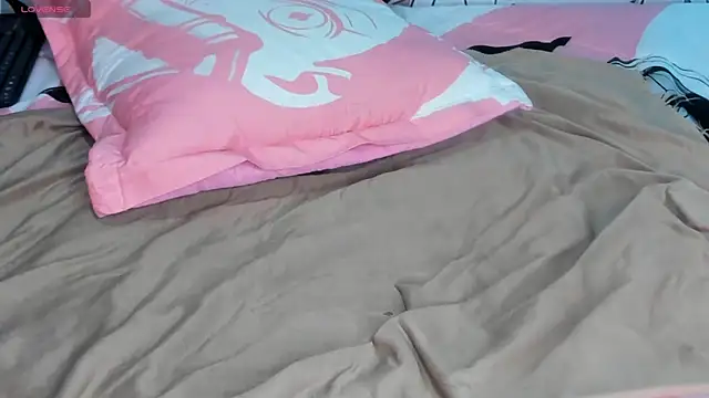 XXX chat uživo modela Megan_cute4u