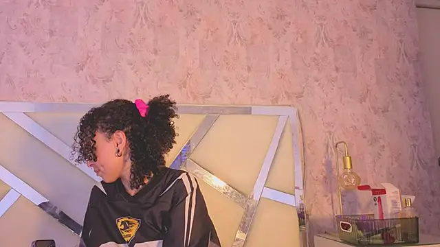 Benny_and_Mark's Live XXX Chat