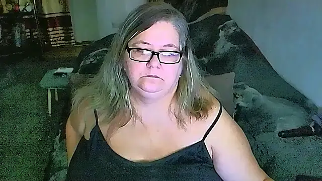 sex2 Adlı Modelin Canlı XXX Sohbeti