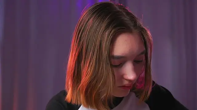 Leyla_crsh – Naživo XXX chat